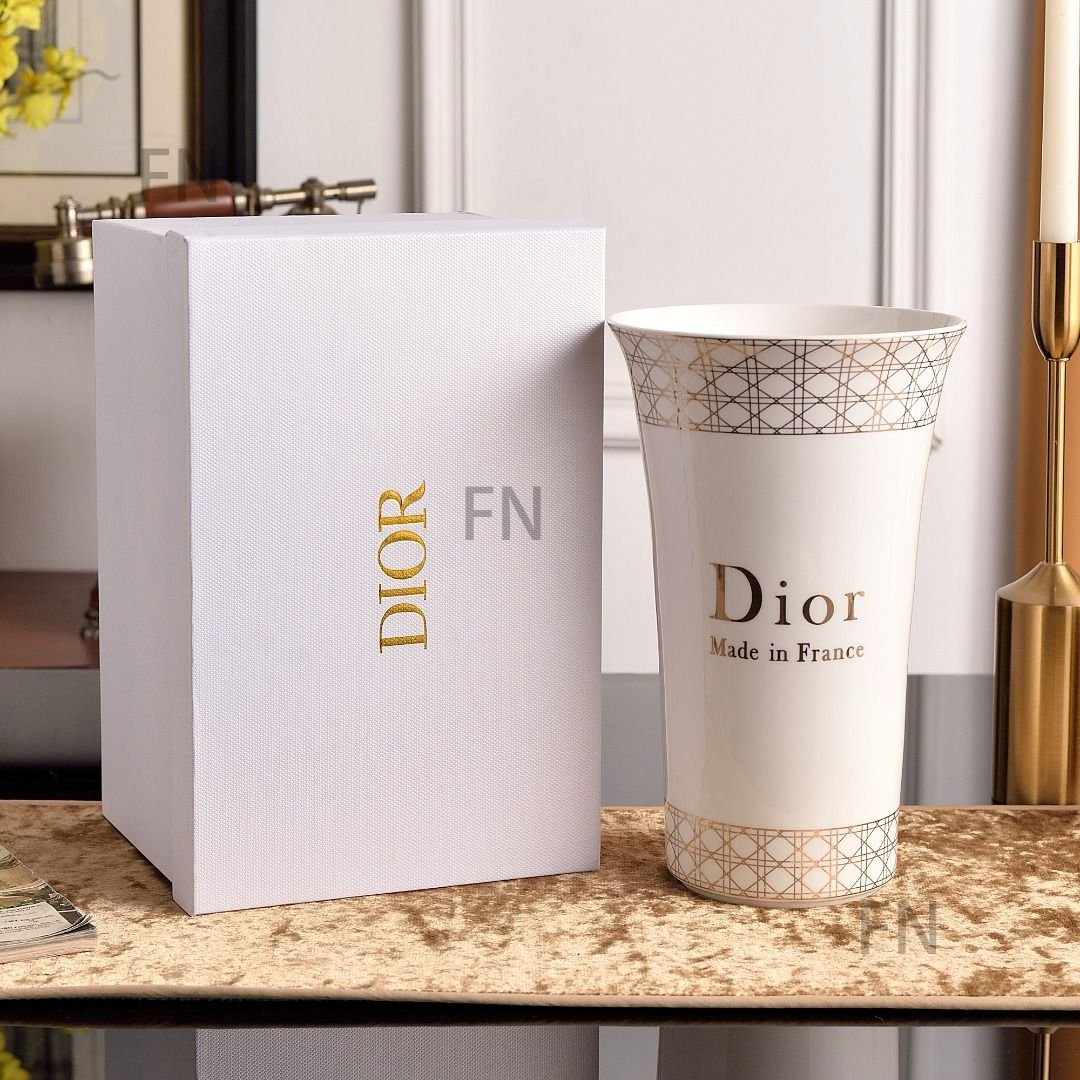 Vase white with gold - Dior Vase | Aleppo Gift UAE